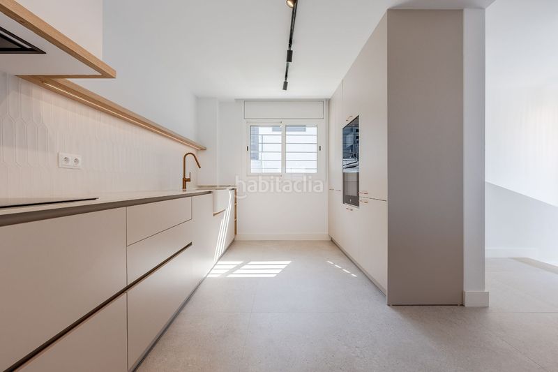 Foto bd6fb1c5-7ef1-4b46-bd6d-e4393d177e03. Casa amb calefacció aparcament piscina a Sant Cebrià de Vallalta
