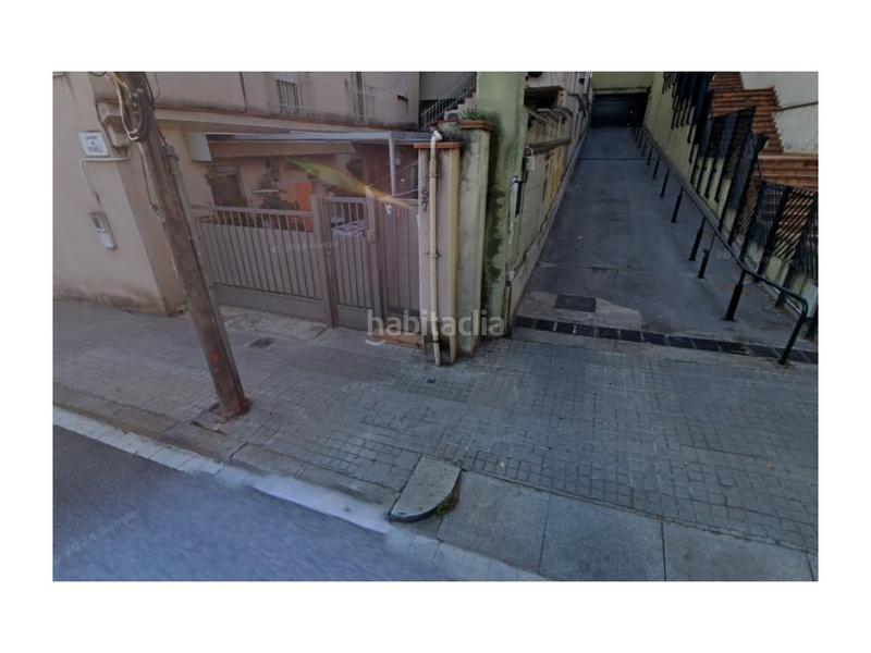 Foto 4be571cd-96e6-4cab-b8bf-7db3b707b3b2. Posto auto in La Font d´en Fargues Barcelona