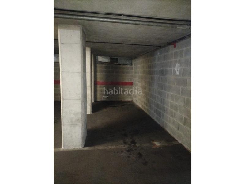 Foto c5d0f62b-0e0b-40f7-9ac5-c8fa42719514. Posto auto in La Font d´en Fargues Barcelona