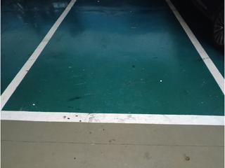 Aparcament cotxe a Horta. Rambla carmelciencias  plaza de parking para coche grande de con