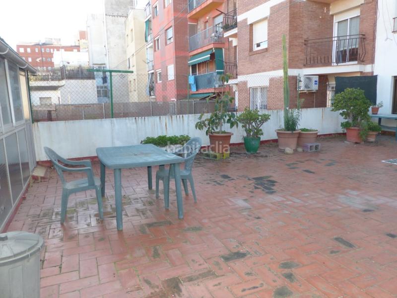 Foto c536d698-a4bb-485b-b671-110cb53973aa. Planta baixa a Carmel Barcelona