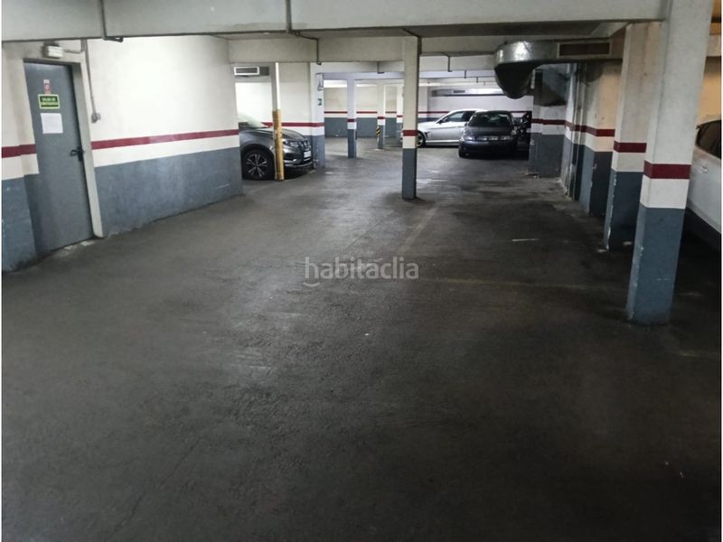 Foto 13580ef2-3d23-486b-8d77-566b786110ce. Aparcament cotxe a Carmel Barcelona