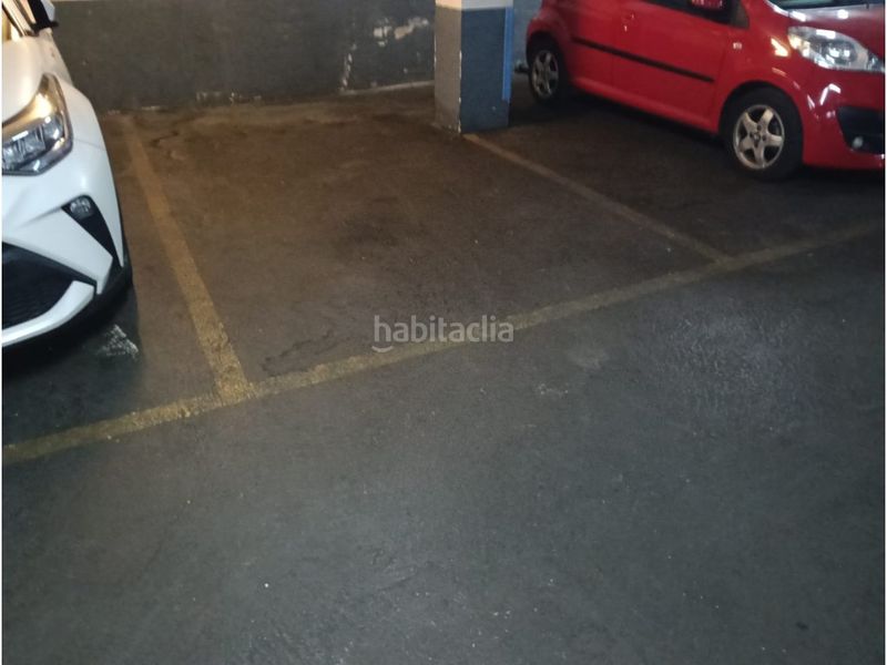 Foto a1b7f90c-6468-4ca9-8dc8-35d1603082ee. Aparcament cotxe a Carmel Barcelona