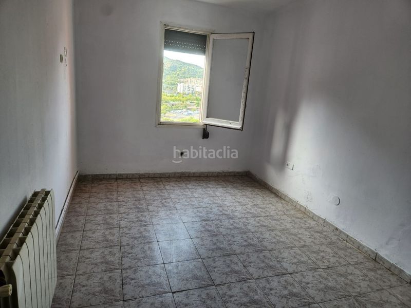 Foto f6ac2125-7fe6-4f7b-b5e1-20d78a46439f. Pis a La Teixonera Barcelona