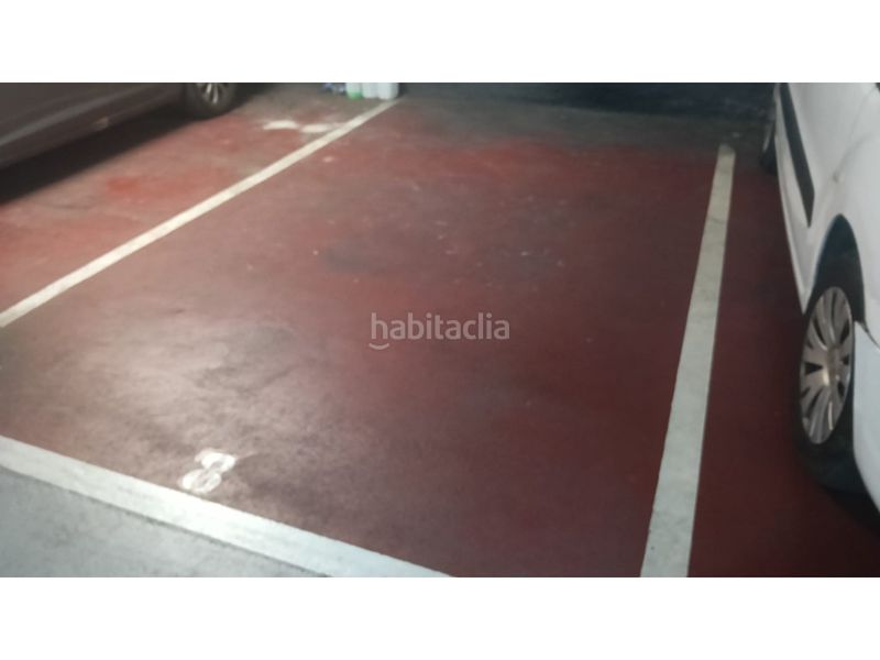 Foto 4a5c7e28-539d-4554-9ffa-f08d24a67df1. Aparcament cotxe a Horta Barcelona