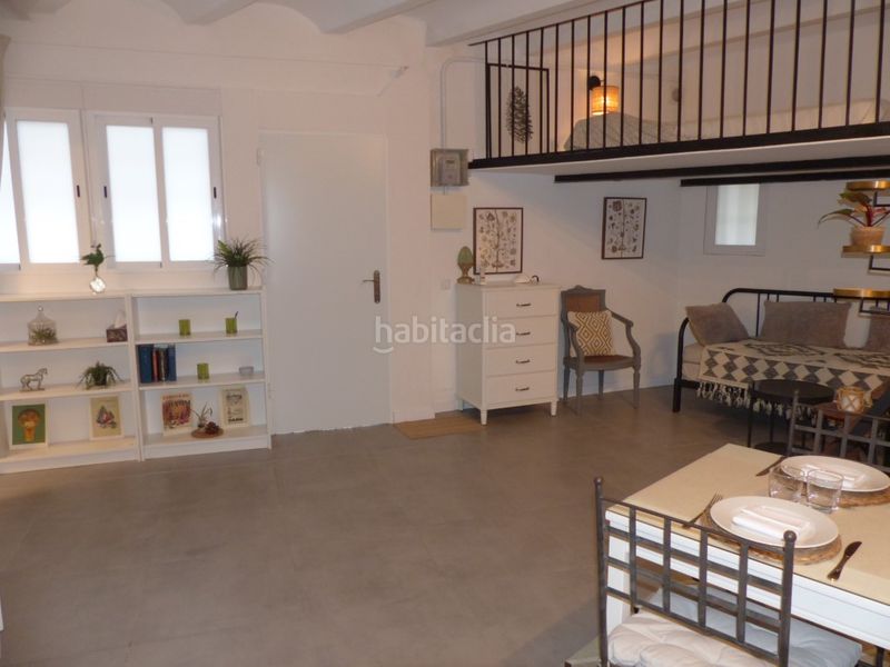 Foto f2c883a0-bfc0-4743-a24b-03d49050eb54. Loft a Carmel Barcelona