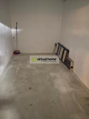 Rent Car parking in Rincón Bajo