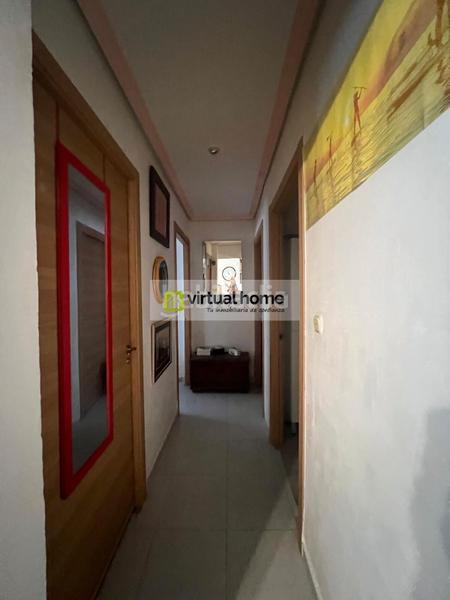 Foto 1c15b989-069f-4cd4-9146-2da1e28e4a54. Apartamento piso en jaime 1 en Playa Poniente Benidorm