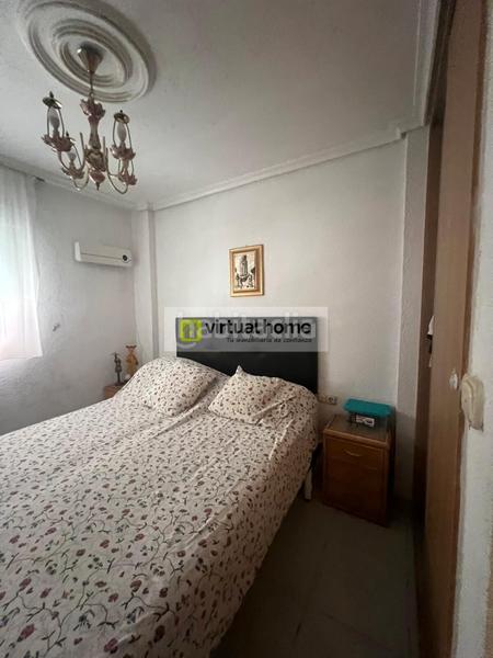 Foto 5edc8904-9147-40d9-b27f-82224a186d6d. Apartamento piso en jaime 1 en Playa Poniente Benidorm