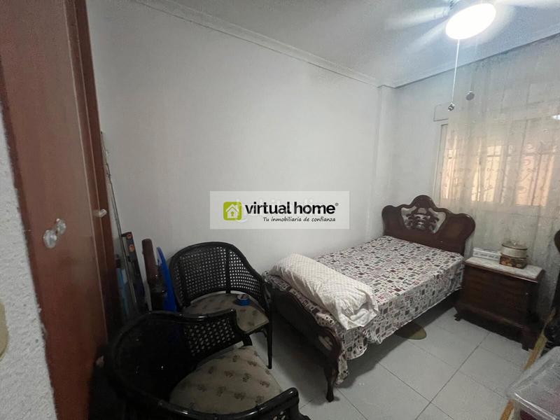 Foto 9d4bbf15-7c12-426a-b67b-0316b8f9a9b7. Apartamento piso en jaime 1 en Playa Poniente Benidorm