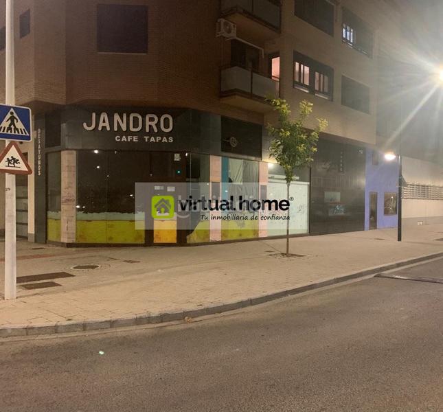 Foto b9dcb247-1e94-41af-be04-e70a0df3e7c9. Alquiler local comercial perfecto para cafeteria. en Albacete