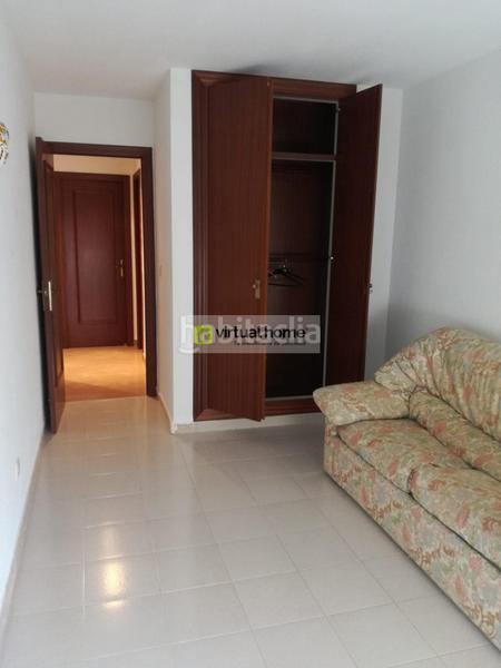 Foto c3d5401a-7f72-49ad-8bf6-38e269618fda. Location appartement dans Centro San Juan de Alicante