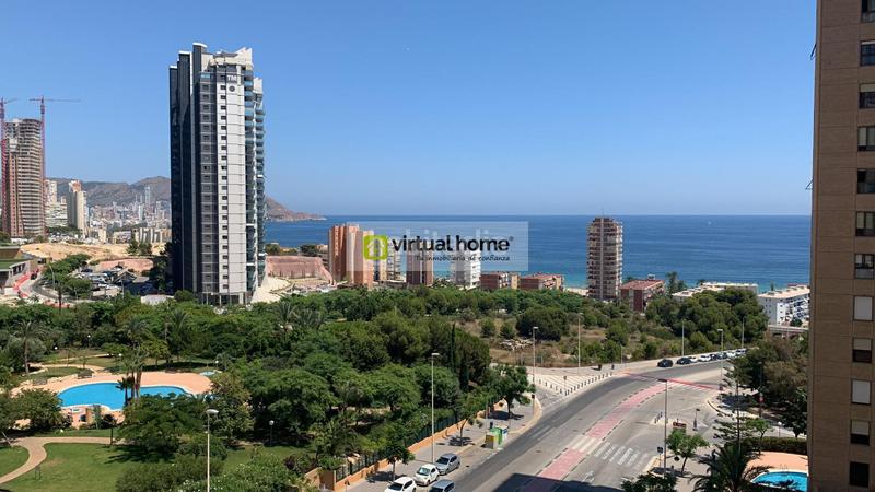 Foto 5e81c76a-bfba-423b-9c4c-a3dd1b57c379. Location appartement avec parking piscine dans Playa Poniente Benidorm