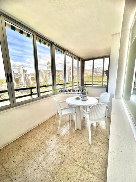 Foto 920fef9d-c4f4-4c47-91e4-093f2d537b18. Appartamento in avenida avenida república argentina 4 in Benidorm