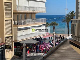 Apartamento en Playa Levante. Pisazo segunda linea en plaza triangular