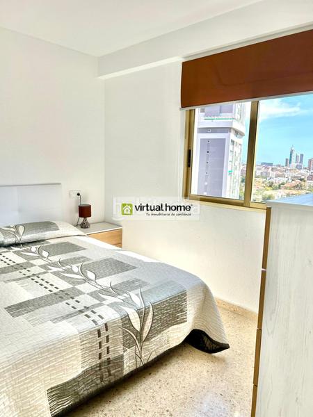 Foto 71810c1a-3835-41f5-a9e7-de0fba49d1db. Alquiler piso en avenida avenida república argentina 4 segunda linea de Playa Poniente 3 habitaciones parking y piscina en Benidorm