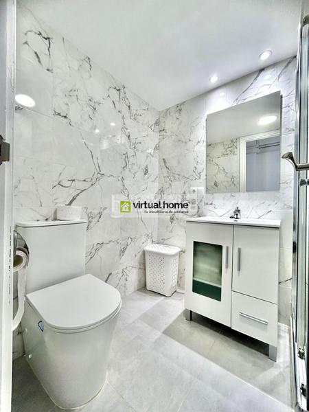 Foto b35f7b99-c919-456e-be0c-2237f5ebf8cd. Alquiler piso en avenida avenida república argentina 4 segunda linea de Playa Poniente 3 habitaciones parking y piscina en Benidorm