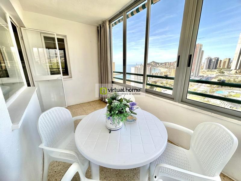 Foto ba5eff5e-b9fe-462f-bfbc-c9752dc60d3b. Alquiler piso en avenida avenida república argentina 4 segunda linea de Playa Poniente 3 habitaciones parking y piscina en Benidorm