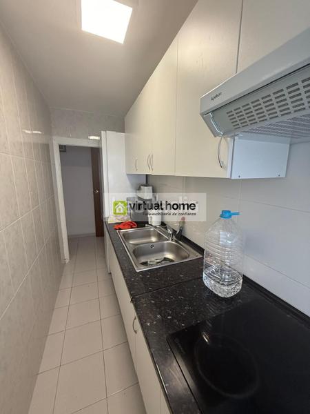 Foto 7df7909b-9d81-4a60-98af-3f7b002c3876. Piso  en jaime i, de 3 habitaciones para entrar a vivir en Benidorm