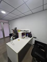 Geschäftsraum in Colonia Madrid. Oportunidad de inversión en benidorm local comercial reformado e