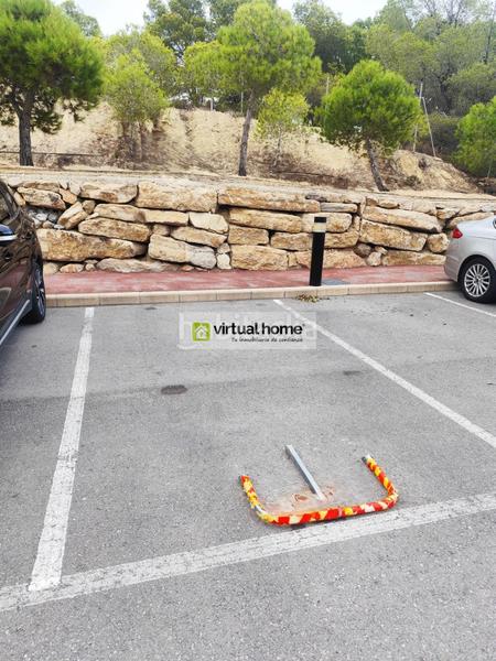 Foto 0e4e28d0-30bc-4b12-a675-87d4e84f11c2. Miete autoparkplatz in Via Parque Benidorm