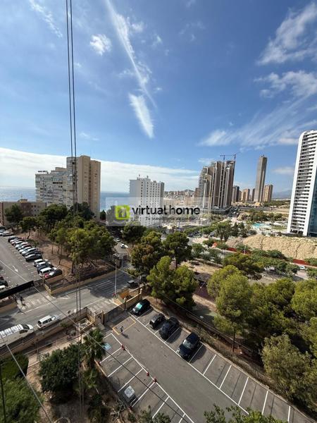 Foto 2b265a31-6180-4a7f-87cb-3ef732c7a601. Etagenwohnung mit parking pool in Playa Poniente Benidorm