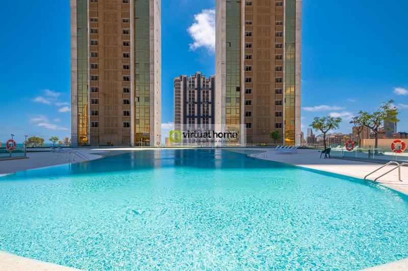 Foto 22b5177f-2fb3-4fbf-90ed-d2d0e834f696. Pis amb calefacció aparcament piscina a Playa Poniente Benidorm