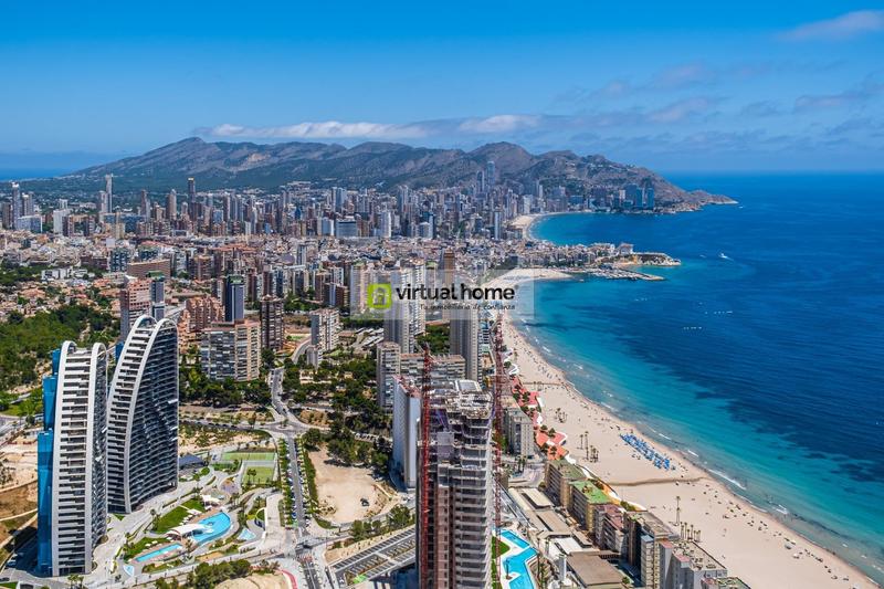 Foto 486712e9-fd0a-47ad-9fe2-a590c121b642. Pis amb calefacció aparcament piscina a Playa Poniente Benidorm