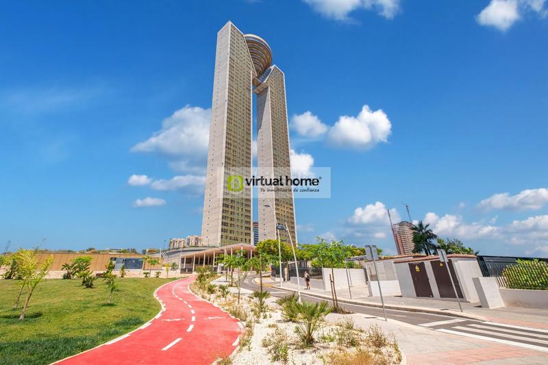 Foto 6a8c453d-2352-4612-b7e3-ec8eb2bc9d88. Pis amb calefacció aparcament piscina a Playa Poniente Benidorm