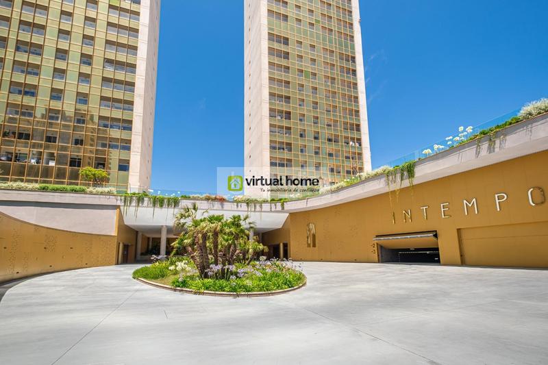 Foto 6b08d7de-213e-40d1-b183-8e193942eb5e. Pis amb calefacció aparcament piscina a Playa Poniente Benidorm