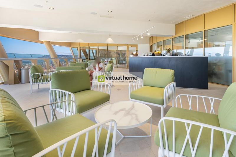 Foto 7620321f-03e1-4f38-9b33-487ce5b6a077. Pis amb calefacció aparcament piscina a Playa Poniente Benidorm