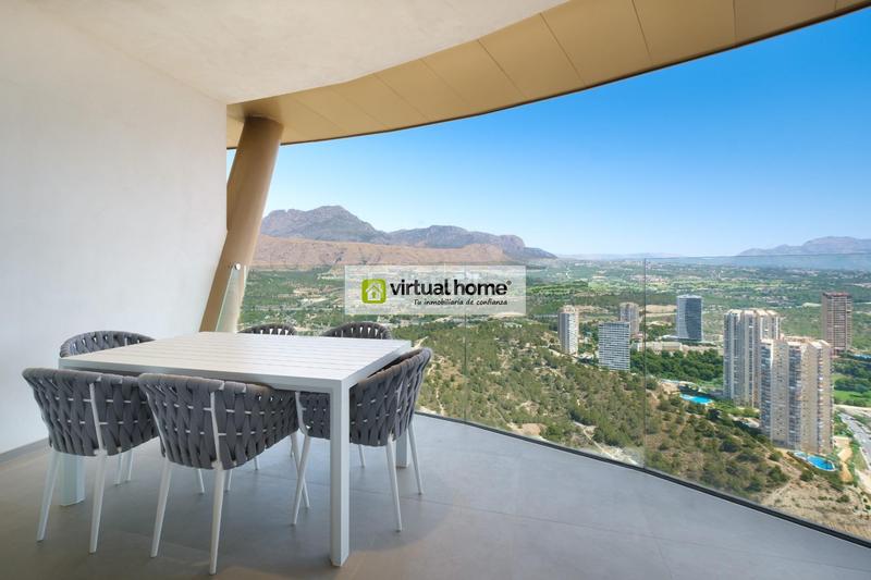 Foto b19f920c-9a10-4661-8c71-1a08c84f4aeb. Pis amb calefacció aparcament piscina a Playa Poniente Benidorm