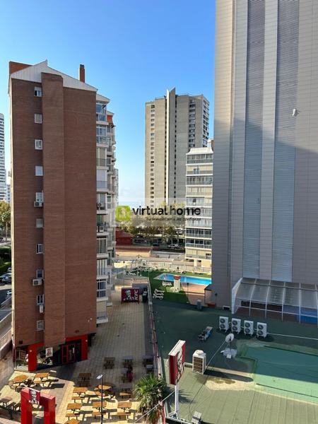 Foto 4b990a56-b247-4bc2-8aca-fa17e160c952. Flat in Playa Levante Benidorm