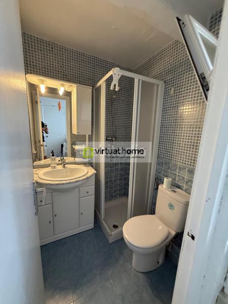 Foto 61c65124-b4a8-4ba1-b2c6-d280c2ce4c5d. Appartamento in Playa Levante Benidorm