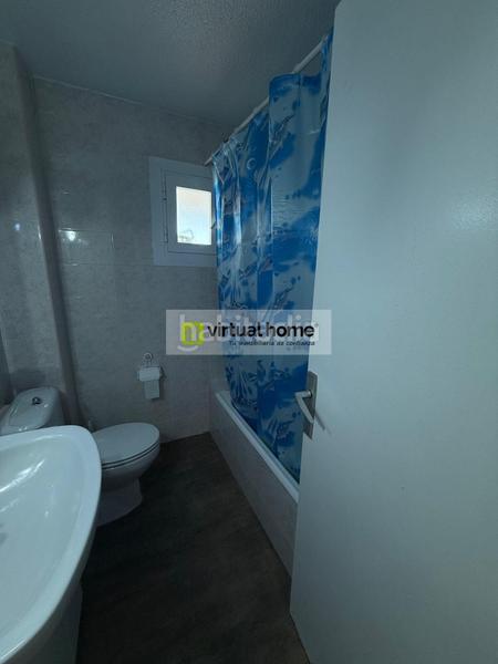 Foto 93f67c92-eba6-43ba-8bb8-cd71f81a6af3. Appartamento in Playa Levante Benidorm