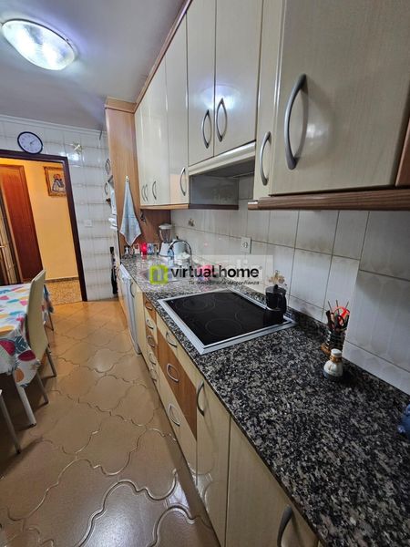 Foto f01e8ad9-94f6-4a3b-9c97-c4b6d3e1cf77. Pis a Centro Urbano Benidorm