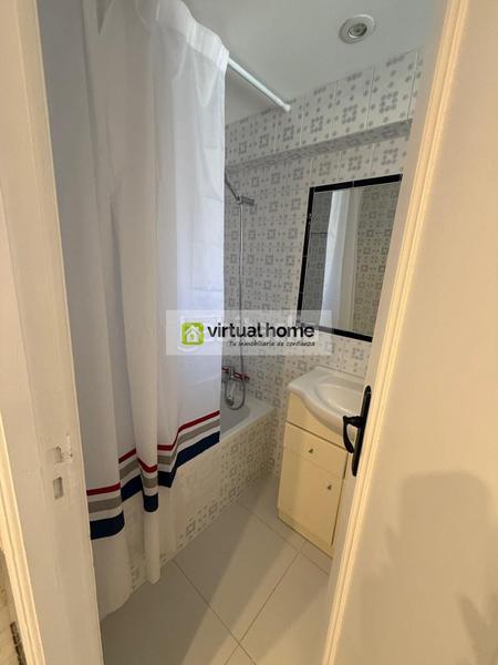 Foto 550c8ec1-97bd-4cd1-9e7f-396678444bbc. Location appartement avec parking piscine dans Playa Levante Benidorm