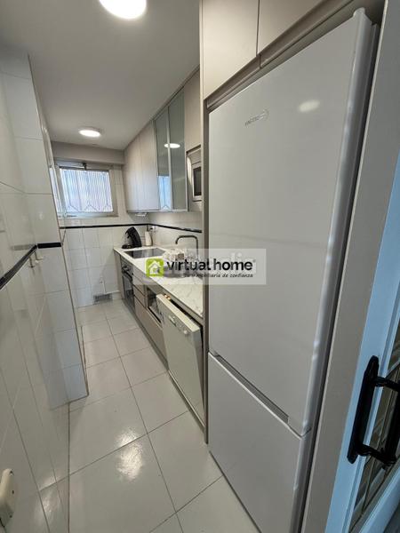 Foto 66545b26-7556-49f5-9c35-d891864e8f56. Location appartement avec parking piscine dans Playa Levante Benidorm