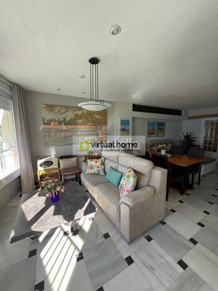 Foto 7026560b-58c1-4ac4-be20-fff29075dfb7. Location appartement avec parking piscine dans Playa Levante Benidorm