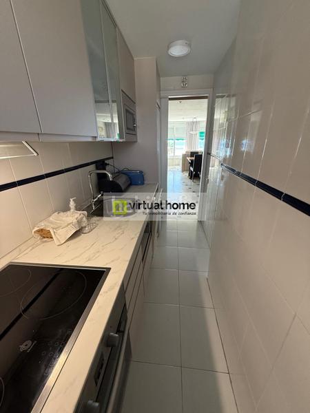 Foto d1941081-abd9-4998-bd5e-d1817e3aab8e. Location appartement avec parking piscine dans Playa Levante Benidorm