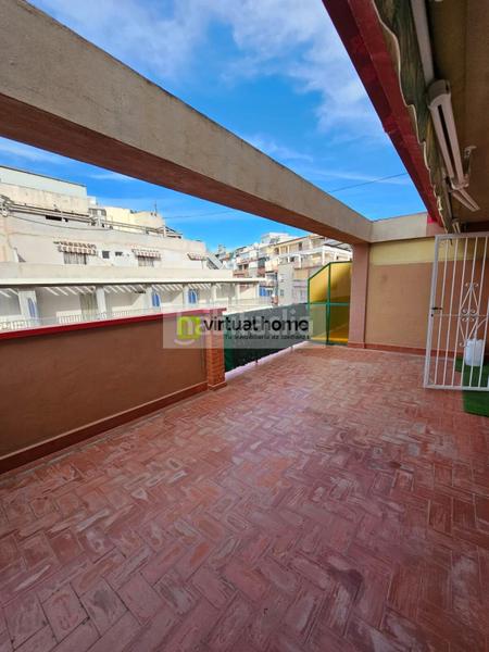 Foto b166d732-cbc2-4878-9b6a-0162a143a212. Affitto attico in Colonia Madrid Benidorm