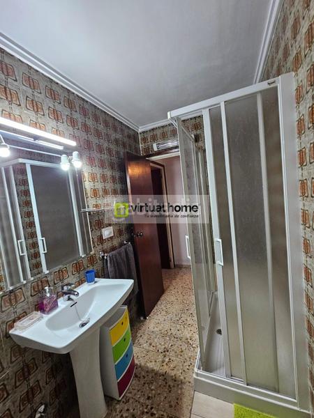 Foto af227a40-bd96-4f0a-91a8-98a9ab69bc83. Location attique dans Colonia Madrid Benidorm