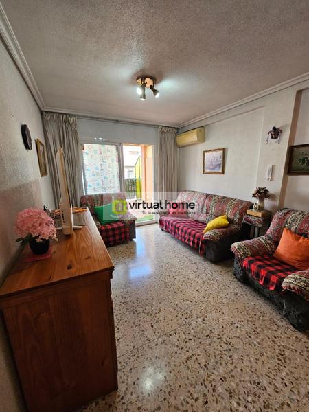 Foto d37aa596-bc7c-467b-b3b1-162813ee92fd. Rent penthouse in Colonia Madrid Benidorm