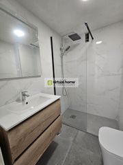 Pis a Colonia Madrid. Oportunidad única en benidorm piso para reformar en la zona de p