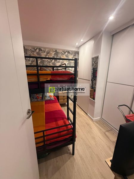 Foto 7c1a58f6-9a63-40d5-9f70-f6b2a9f842f2. Pis a Centro Urbano Benidorm