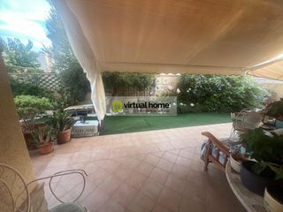 Semi detached house in Sierra Helada. Acogedor adosado en exclusiva rincón de loix,  con placas solare