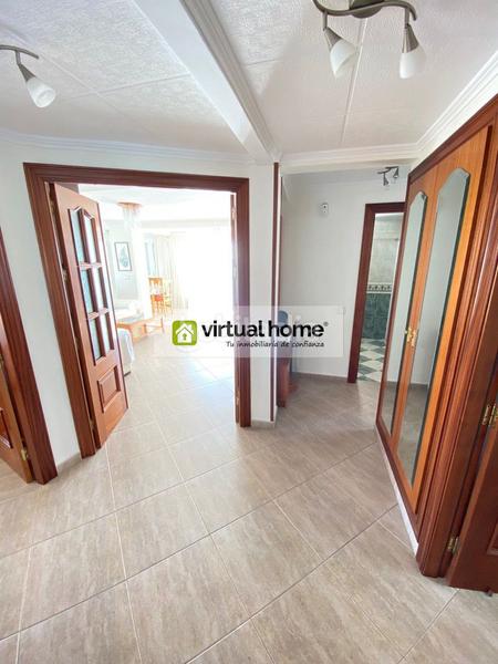 Foto 0d15dc71-f774-4185-a5e2-938e3a8834a0. Pis amb calefacció aparcament a Playa Levante Benidorm