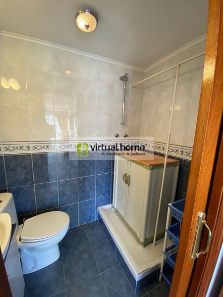 Foto 6e911a3a-7f54-46d3-88f4-446588a7135d. Pis amb calefacció aparcament a Playa Levante Benidorm