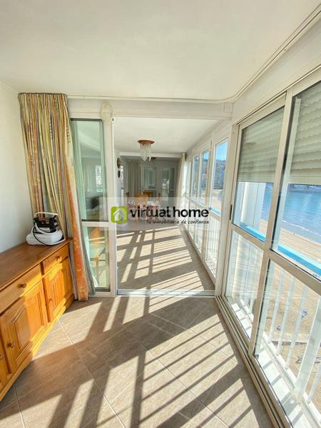 Foto b4d9c65a-4484-4710-8657-a2e36342f5b9. Pis amb calefacció aparcament a Playa Levante Benidorm