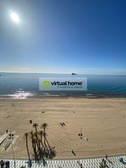 Appartement à Playa Levante. Piso 1 linea benidorm, zona levante.
